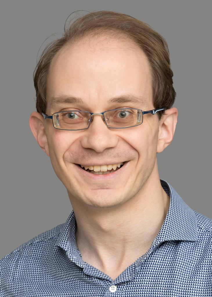 images/Bernhard_Mueller.jpeg